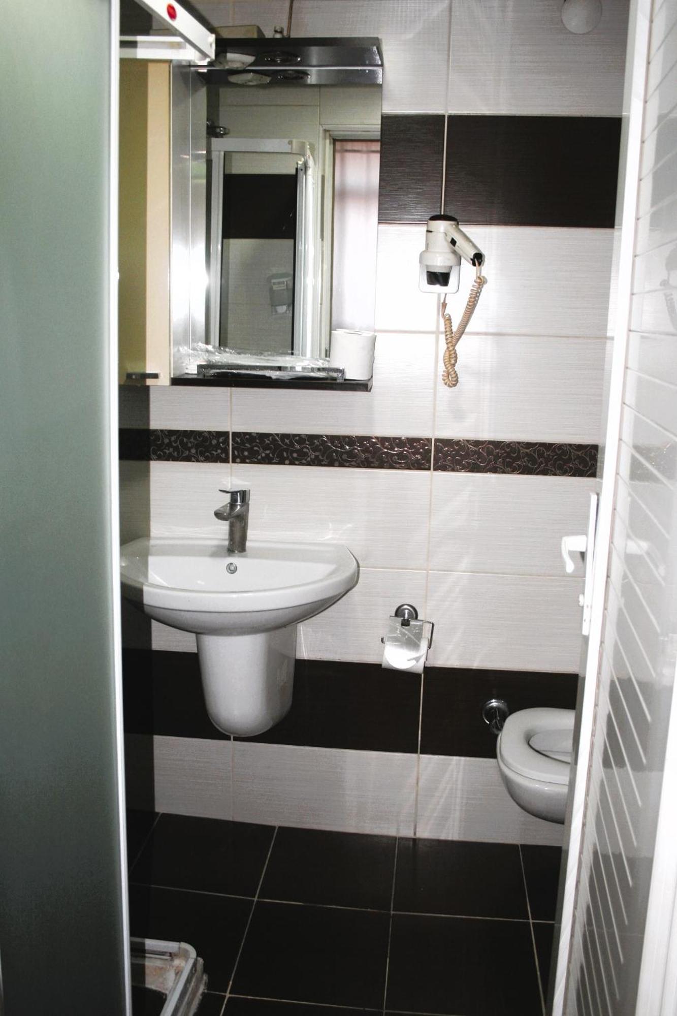 Yeni Kosk Esra Hotel Конья Экстерьер фото